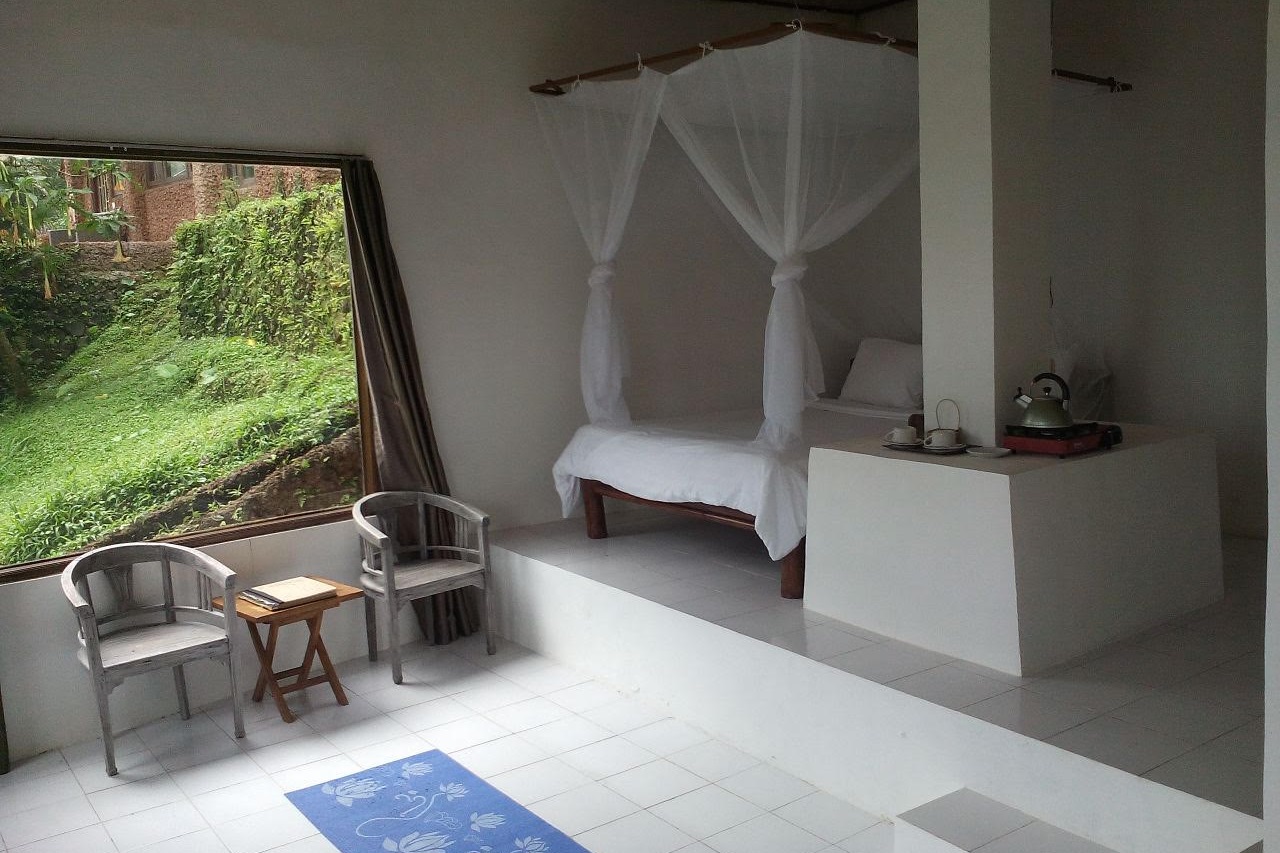 Standard room interior, showing Queen-sized bed